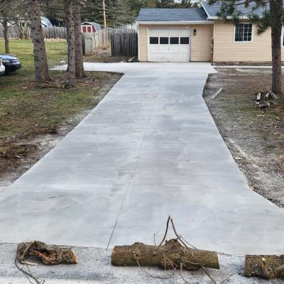 20230328 Bowman Concrete Holt Mi Concrete Driveway